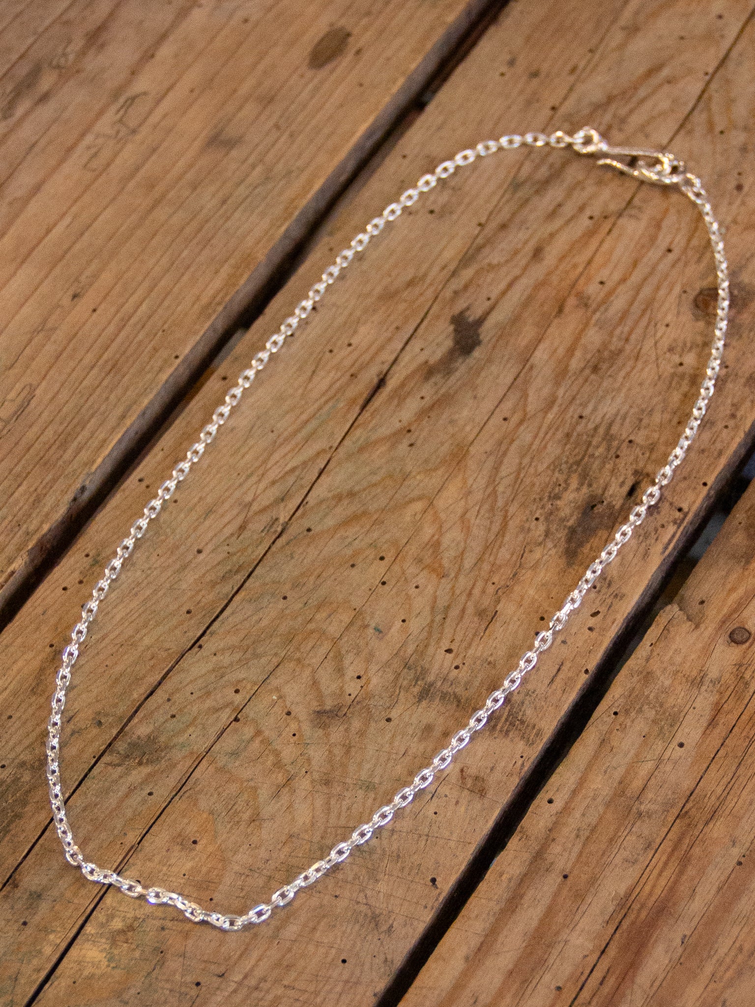 First Arrow's, Silver Chain – Wardrobe 19