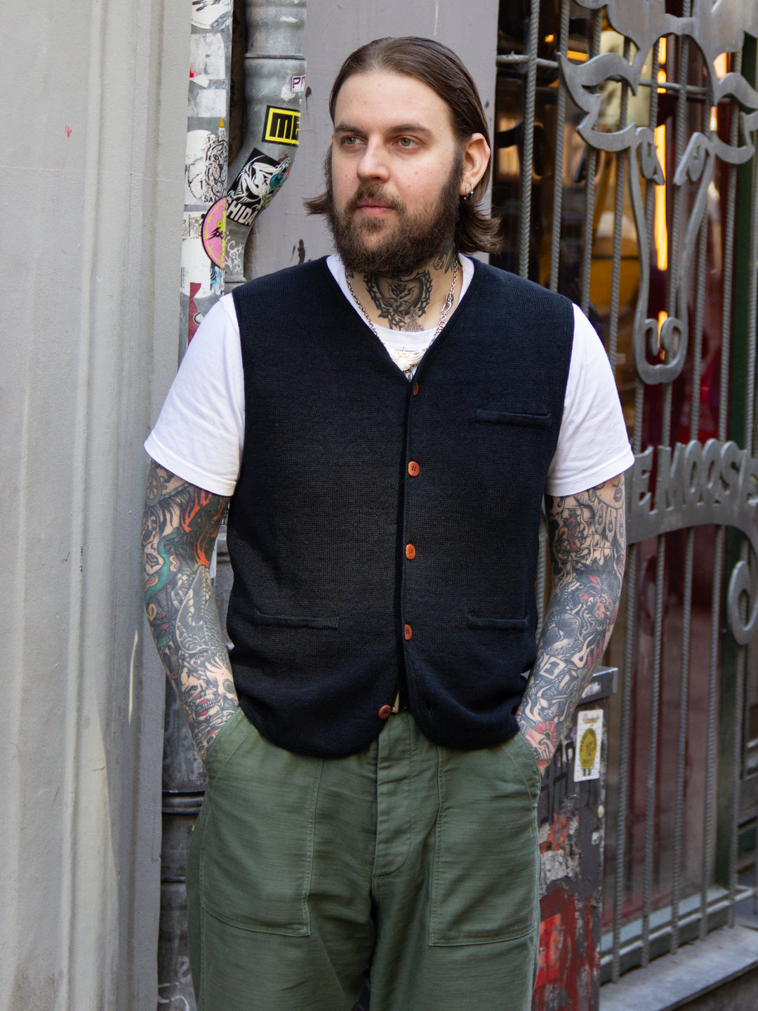 Max Rohr, Buttons Vest, Black – Wardrobe 19