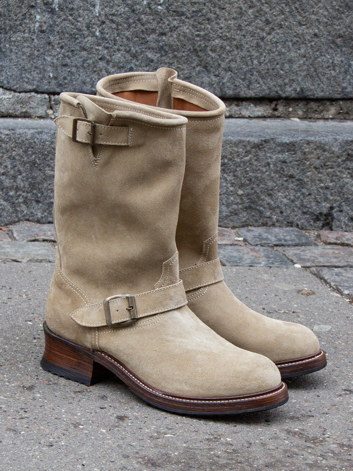 Bright Shoemakers, Engineer Boot, Desert Suede – Wardrobe 19