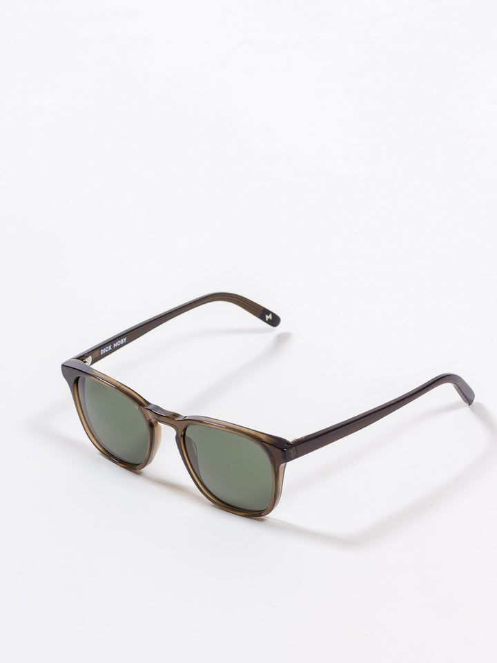 Dick Moby, Marseille, Mocca – Wardrobe 19